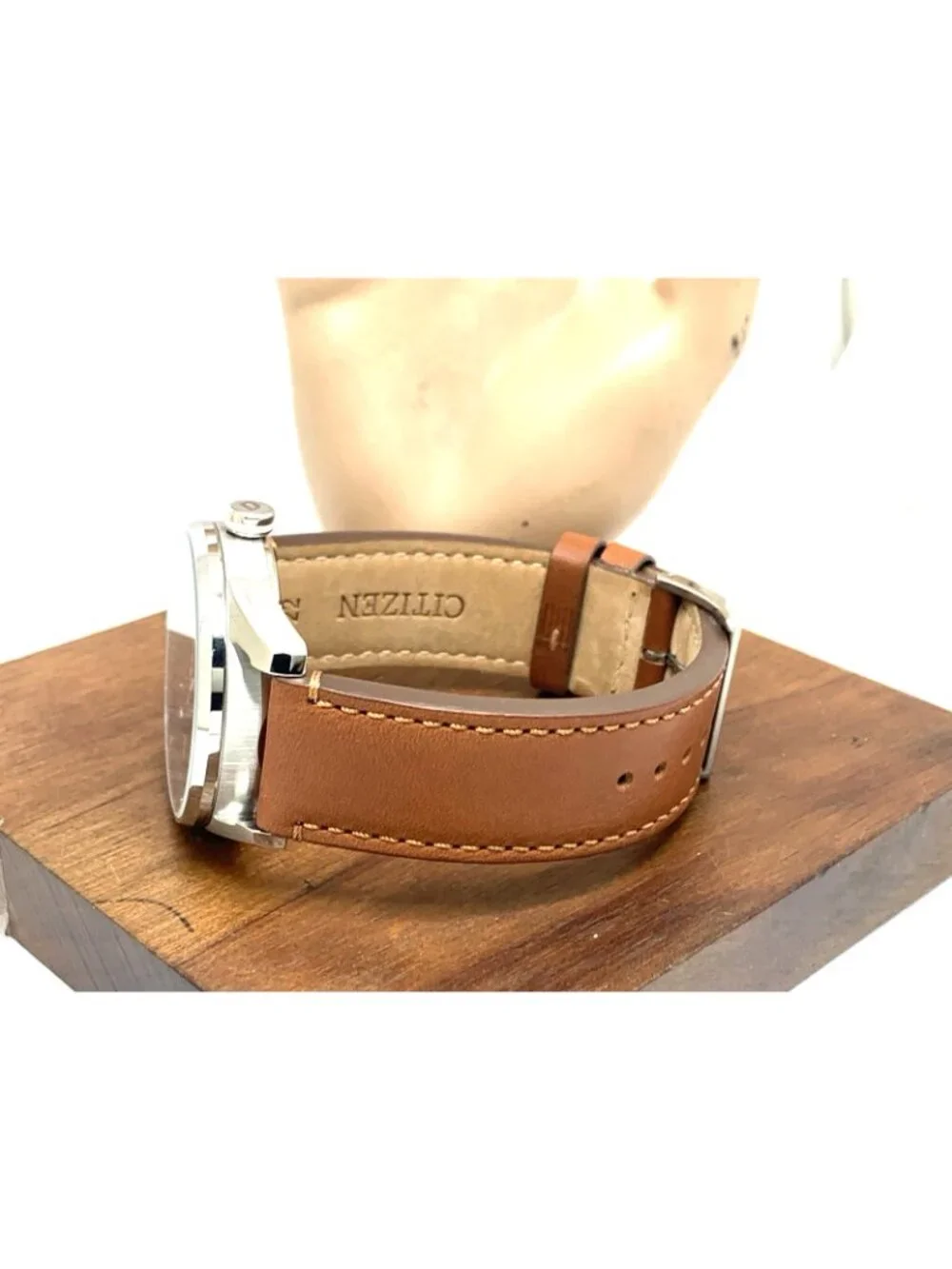 Citizen men watch
